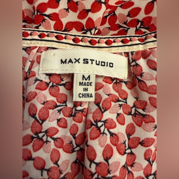 Max Studio Floral Boho Blouse Size Medium Red Cream Peasant Top Cottagecore - Picture 3 of 7